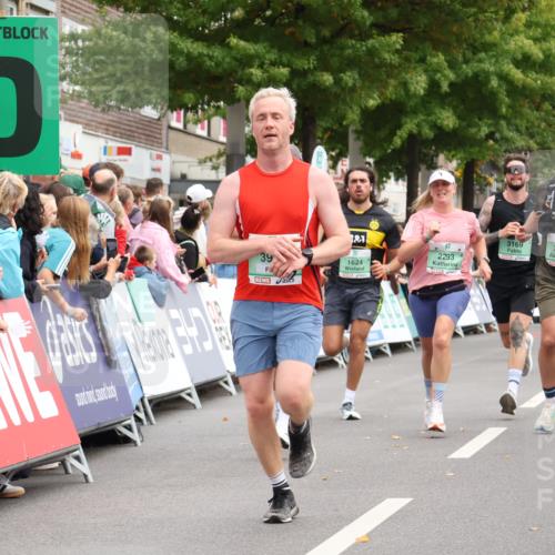 21.09.2025 - PSD Bank Halbmarathon Strokosch-Dieckow http://msf.ph/oto/8918529 21.09.2025 11:48:20 Ziel 1067, 1529, 1624, 2230, 2293, 2378, 2880, 3169, 3926 meine-sportfotos.de