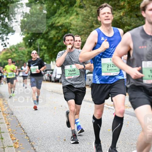 21.09.2025 - PSD Bank Halbmarathon Dr. Thomas Lammeyer http://msf.ph/oto/8918549 21.09.2025 10:36:02 Laufen 205, 1646, 2120, 1420 meine-sportfotos.de