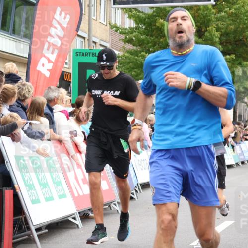 21.09.2025 - PSD Bank Halbmarathon Strokosch-Dieckow http://msf.ph/oto/8918580 21.09.2025 11:48:30 Ziel 1311, 1529, 1624, 1942, 2259, 2378, 3169, 3921 meine-sportfotos.de