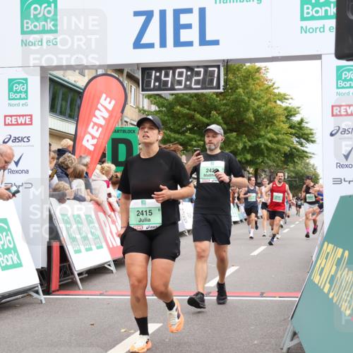 21.09.2025 - PSD Bank Halbmarathon Strokosch-Dieckow http://msf.ph/oto/8918668 21.09.2025 11:48:50 Ziel 1129, 1271, 1719, 1983, 1987, 2004, 2182, 2214, 2260, 2415, 2421, 2438, 2564, 3088 meine-sportfotos.de