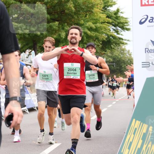 21.09.2025 - PSD Bank Halbmarathon Strokosch-Dieckow http://msf.ph/oto/8918680 21.09.2025 11:48:52 Ziel 1129, 1271, 1719, 1983, 1987, 2004, 2106, 2182, 2214, 2260, 2415, 2421, 2438, 2445, 2564, 3088 meine-sportfotos.de