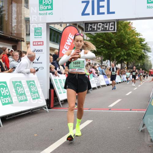 21.09.2025 - PSD Bank Halbmarathon Strokosch-Dieckow http://msf.ph/oto/8918771 21.09.2025 11:49:09 Ziel 1195, 1659, 2307, 2335, 2777 meine-sportfotos.de