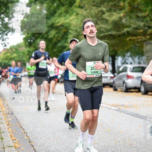 21.09.2025 - PSD Bank Halbmarathon Dr. Thomas Lammeyer http://msf.ph/oto/8918776 21.09.2025 10:36:26 Laufen 213, 2037 meine-sportfotos.de