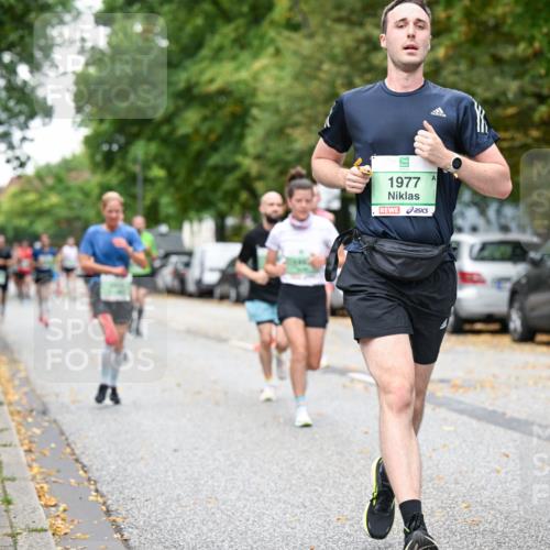 21.09.2025 - PSD Bank Halbmarathon Dr. Thomas Lammeyer http://msf.ph/oto/8918799 21.09.2025 10:36:28 Laufen 1977, 2 meine-sportfotos.de