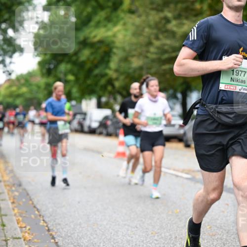 21.09.2025 - PSD Bank Halbmarathon Dr. Thomas Lammeyer http://msf.ph/oto/8918802 21.09.2025 10:36:29 Laufen 1977 meine-sportfotos.de