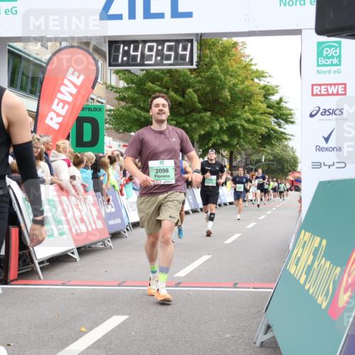 21.09.2025 - PSD Bank Halbmarathon Strokosch-Dieckow http://msf.ph/oto/8918809 21.09.2025 11:49:17 Ziel 1195, 1692, 2098, 2251, 2480, 2993, 3896 meine-sportfotos.de