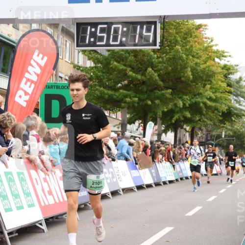 21.09.2025 - PSD Bank Halbmarathon Strokosch-Dieckow http://msf.ph/oto/8918901 21.09.2025 11:49:37 Ziel 2101, 2322, 2607, 2830, 3376 meine-sportfotos.de