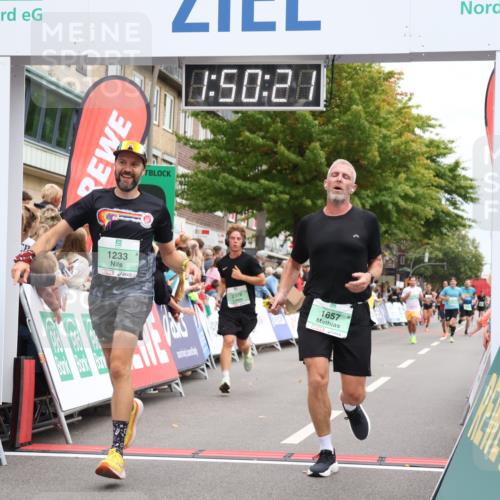 21.09.2025 - PSD Bank Halbmarathon Strokosch-Dieckow http://msf.ph/oto/8918933 21.09.2025 11:49:45 Ziel 1233, 1657, 2101, 2376, 2589, 3055 meine-sportfotos.de