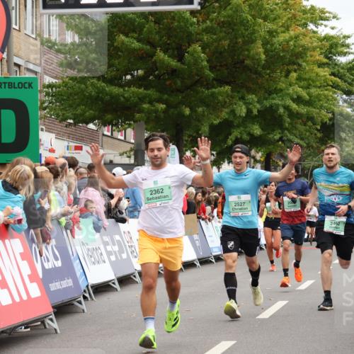 21.09.2025 - PSD Bank Halbmarathon Strokosch-Dieckow http://msf.ph/oto/8918956 21.09.2025 11:49:50 Ziel 1233, 1657, 2065, 2362, 2376, 2462, 2527, 2589, 3055 meine-sportfotos.de