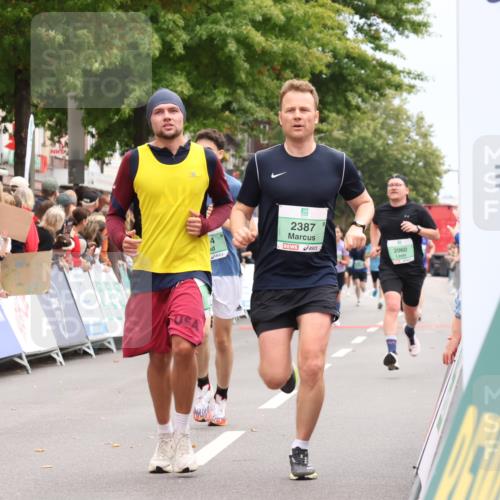 21.09.2025 - PSD Bank Halbmarathon Strokosch-Dieckow http://msf.ph/oto/8919082 21.09.2025 11:50:14 Ziel 1040, 1328, 2056, 2060, 2387, 2414, 2601, 3941, 4002 meine-sportfotos.de