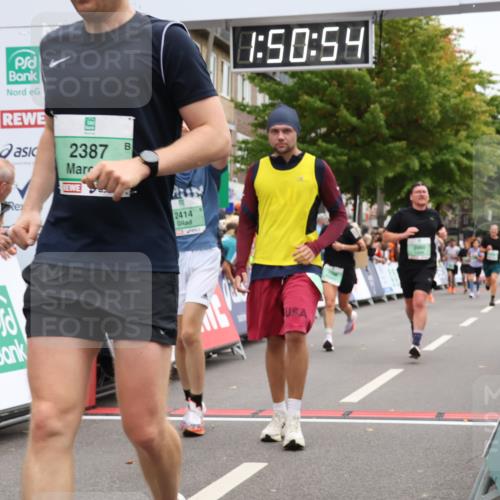 21.09.2025 - PSD Bank Halbmarathon Strokosch-Dieckow http://msf.ph/oto/8919098 21.09.2025 11:50:17 Ziel 1040, 1059, 2060, 2334, 2387, 2414, 2601, 3932, 4002 meine-sportfotos.de
