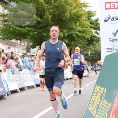 21.09.2025 - PSD Bank Halbmarathon Strokosch-Dieckow http://msf.ph/oto/8919129 21.09.2025 11:50:23 Ziel 1059, 1086, 2060, 2152, 2205, 2334, 2387, 2414, 2455, 3932, 4002 meine-sportfotos.de
