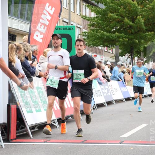 21.09.2025 - PSD Bank Halbmarathon Strokosch-Dieckow http://msf.ph/oto/8919154 21.09.2025 11:50:27 Ziel 1059, 1086, 1580, 2152, 2205, 2245, 2334, 2455, 3932 meine-sportfotos.de