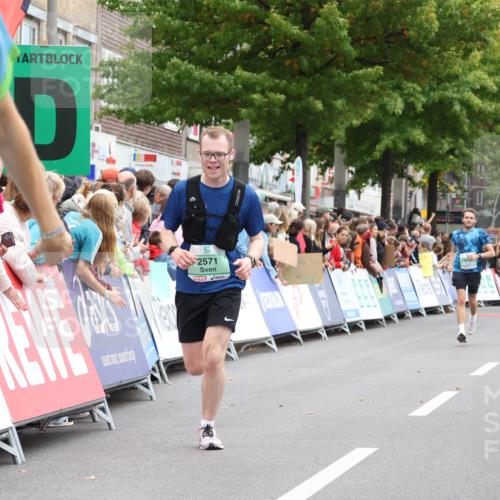 21.09.2025 - PSD Bank Halbmarathon Strokosch-Dieckow http://msf.ph/oto/8919175 21.09.2025 11:50:31 Ziel 1086, 1580, 2152, 2205, 2245, 2455, 2571 meine-sportfotos.de