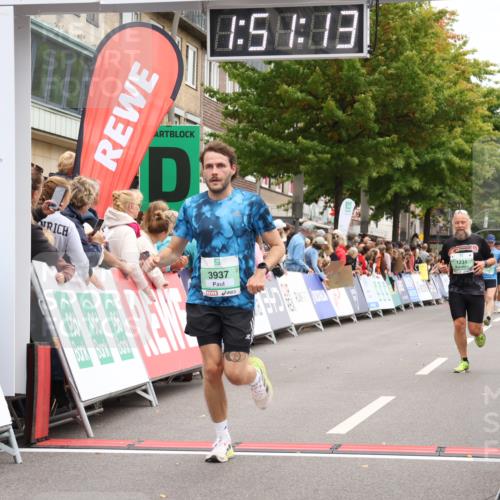 21.09.2025 - PSD Bank Halbmarathon Strokosch-Dieckow http://msf.ph/oto/8919202 21.09.2025 11:50:37 Ziel 1231, 1580, 2571, 2572, 3937 meine-sportfotos.de