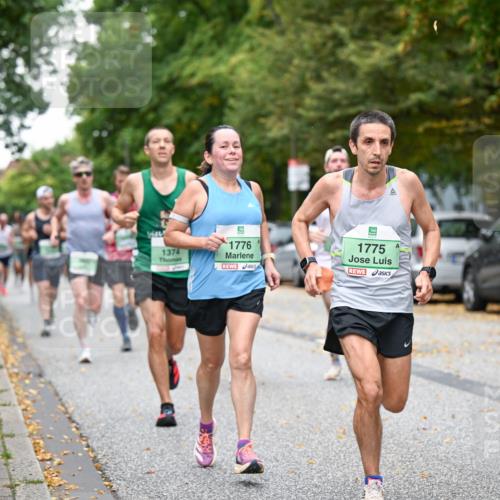 21.09.2025 - PSD Bank Halbmarathon Dr. Thomas Lammeyer http://msf.ph/oto/8919242 21.09.2025 10:37:14 Laufen 1374, 1776, 1775 meine-sportfotos.de