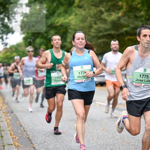 21.09.2025 - PSD Bank Halbmarathon Dr. Thomas Lammeyer http://msf.ph/oto/8919246 21.09.2025 10:37:14 Laufen 1374, 177, 1775 meine-sportfotos.de