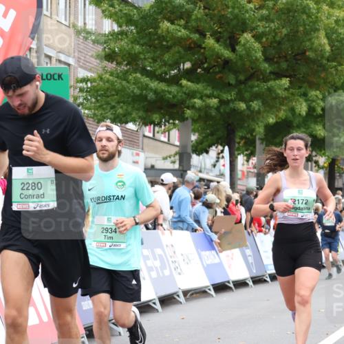 21.09.2025 - PSD Bank Halbmarathon Strokosch-Dieckow http://msf.ph/oto/8919250 21.09.2025 11:50:48 Ziel 2172, 2280, 2572, 2750, 2811, 2934 meine-sportfotos.de