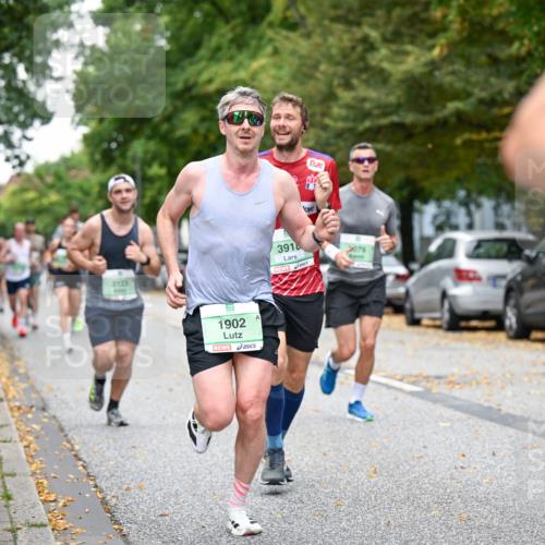 21.09.2025 - PSD Bank Halbmarathon Dr. Thomas Lammeyer http://msf.ph/oto/8919266 21.09.2025 10:37:16 Laufen 2123, 1902, 3918, 3079 meine-sportfotos.de