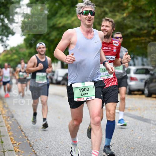 21.09.2025 - PSD Bank Halbmarathon Dr. Thomas Lammeyer http://msf.ph/oto/8919272 21.09.2025 10:37:17 Laufen 1902, 391 meine-sportfotos.de