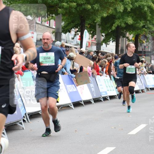 21.09.2025 - PSD Bank Halbmarathon Strokosch-Dieckow http://msf.ph/oto/8919288 21.09.2025 11:50:55 Ziel 2172, 2177, 2280, 2298, 2750, 2934, 3935 meine-sportfotos.de
