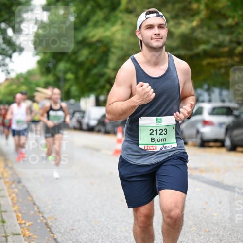 21.09.2025 - PSD Bank Halbmarathon Dr. Thomas Lammeyer http://msf.ph/oto/8919294 21.09.2025 10:37:19 Laufen 2123 meine-sportfotos.de