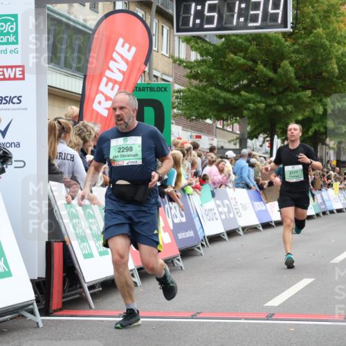 21.09.2025 - PSD Bank Halbmarathon Strokosch-Dieckow http://msf.ph/oto/8919299 21.09.2025 11:50:57 Ziel 2172, 2177, 2298, 2559, 2620, 2750, 2934, 3649, 3935 meine-sportfotos.de
