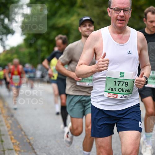21.09.2025 - PSD Bank Halbmarathon Dr. Thomas Lammeyer http://msf.ph/oto/8919343 21.09.2025 10:37:25 Laufen 1779, 1 meine-sportfotos.de