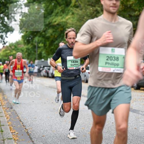 21.09.2025 - PSD Bank Halbmarathon Dr. Thomas Lammeyer http://msf.ph/oto/8919348 21.09.2025 10:37:25 Laufen 1839, 2038 meine-sportfotos.de