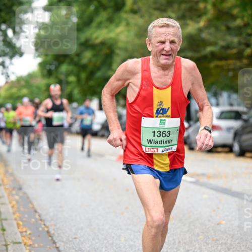 21.09.2025 - PSD Bank Halbmarathon Dr. Thomas Lammeyer http://msf.ph/oto/8919382 21.09.2025 10:37:29 Laufen 1363 meine-sportfotos.de