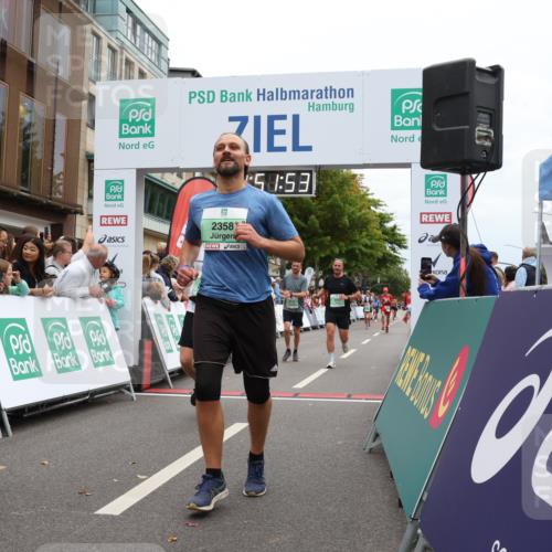 21.09.2025 - PSD Bank Halbmarathon Strokosch-Dieckow http://msf.ph/oto/8919395 21.09.2025 11:51:16 Ziel 1003, 1640, 1720, 2114, 2342, 2358, 2437, 2444, 2633, 2662, 3529, 3927 meine-sportfotos.de