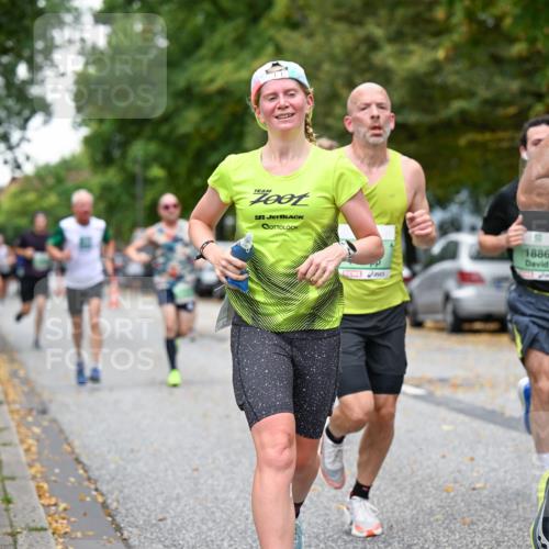 21.09.2025 - PSD Bank Halbmarathon Dr. Thomas Lammeyer http://msf.ph/oto/8919464 21.09.2025 10:37:37 Laufen 1886, 1769 meine-sportfotos.de