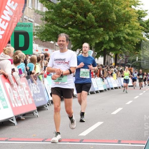 21.09.2025 - PSD Bank Halbmarathon Strokosch-Dieckow http://msf.ph/oto/8919465 21.09.2025 11:51:37 Ziel 1250, 1413, 2510, 2951 meine-sportfotos.de