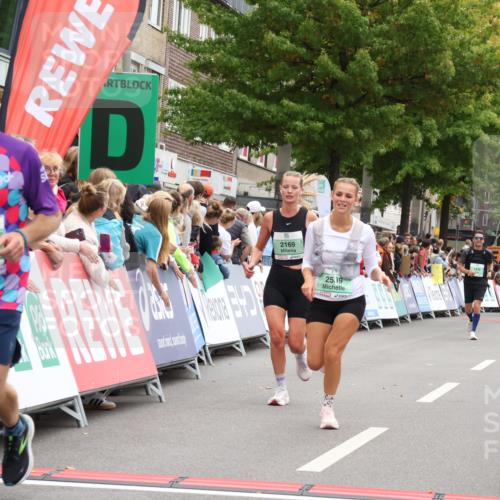 21.09.2025 - PSD Bank Halbmarathon Strokosch-Dieckow http://msf.ph/oto/8919537 21.09.2025 11:51:56 Ziel 1581, 1619, 2169, 2382, 2476, 2539, 2886, 2988 meine-sportfotos.de