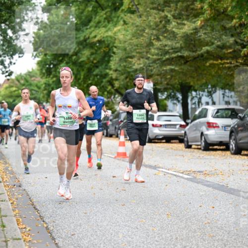 21.09.2025 - PSD Bank Halbmarathon Dr. Thomas Lammeyer http://msf.ph/oto/8919539 21.09.2025 10:37:48 Laufen 3909, 53, 1469, 2212, 1984 meine-sportfotos.de