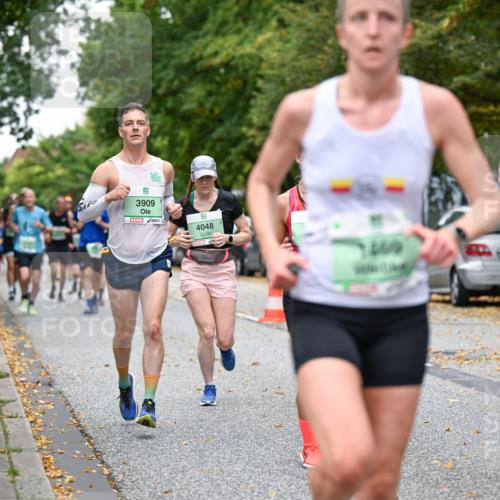 21.09.2025 - PSD Bank Halbmarathon Dr. Thomas Lammeyer http://msf.ph/oto/8919553 21.09.2025 10:37:50 Laufen 3909, 4048, 1469, 1984 meine-sportfotos.de