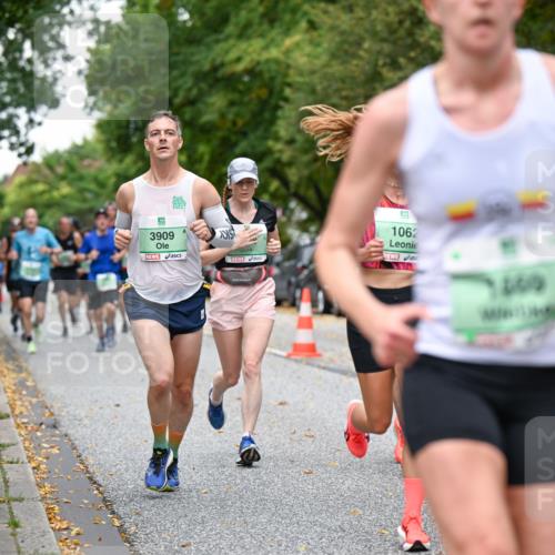 21.09.2025 - PSD Bank Halbmarathon Dr. Thomas Lammeyer http://msf.ph/oto/8919556 21.09.2025 10:37:50 Laufen 3909, 1062, 7400 meine-sportfotos.de