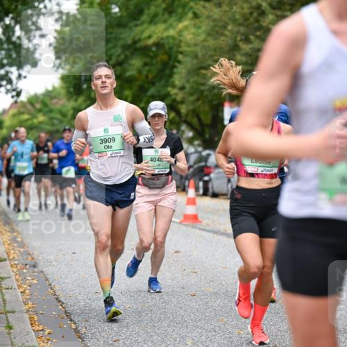 21.09.2025 - PSD Bank Halbmarathon Dr. Thomas Lammeyer http://msf.ph/oto/8919557 21.09.2025 10:37:50 Laufen 3909, 4048, 1010 meine-sportfotos.de