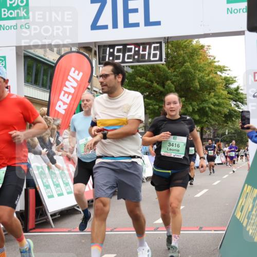 21.09.2025 - PSD Bank Halbmarathon Strokosch-Dieckow http://msf.ph/oto/8919569 21.09.2025 11:52:10 Ziel 1186, 1478, 2066, 2239, 2302, 3416, 4004 meine-sportfotos.de