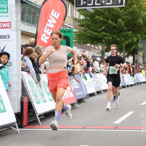 21.09.2025 - PSD Bank Halbmarathon Strokosch-Dieckow http://msf.ph/oto/8919610 21.09.2025 11:52:21 Ziel 1508, 2087, 2239, 2554, 2844, 2917, 3044, 3141 meine-sportfotos.de