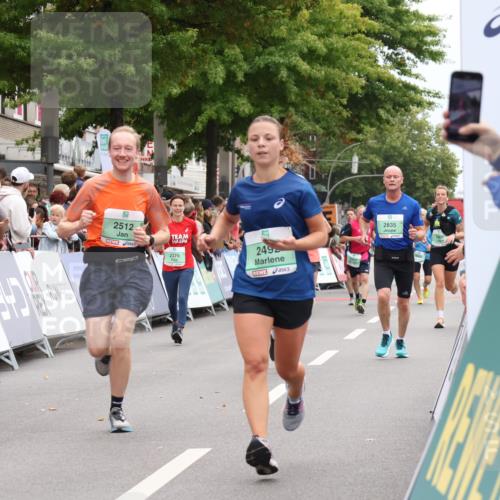 21.09.2025 - PSD Bank Halbmarathon Strokosch-Dieckow http://msf.ph/oto/8919643 21.09.2025 11:52:25 Ziel 1508, 2356, 2492, 2512, 2554, 2835, 2844, 2917, 3141 meine-sportfotos.de