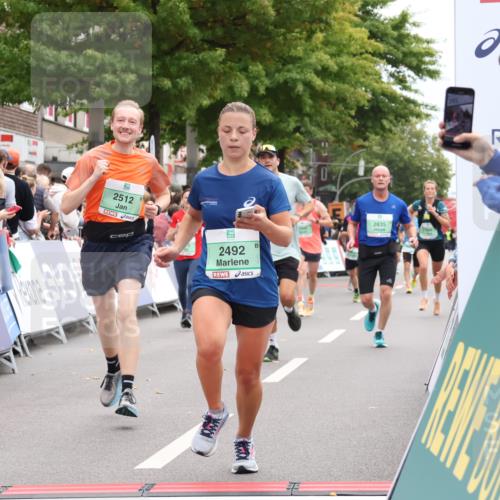 21.09.2025 - PSD Bank Halbmarathon Strokosch-Dieckow http://msf.ph/oto/8919646 21.09.2025 11:52:26 Ziel 1508, 2356, 2492, 2512, 2554, 2835, 2844, 2917, 3141 meine-sportfotos.de