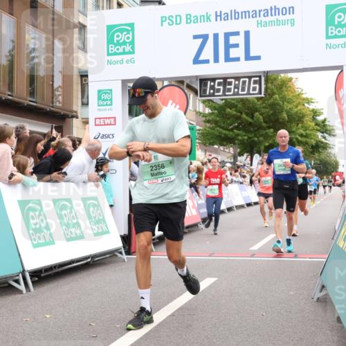 21.09.2025 - PSD Bank Halbmarathon Strokosch-Dieckow http://msf.ph/oto/8919664 21.09.2025 11:52:30 Ziel 1506, 1600, 2327, 2356, 2375, 2492, 2512, 2654, 2835, 2917 meine-sportfotos.de