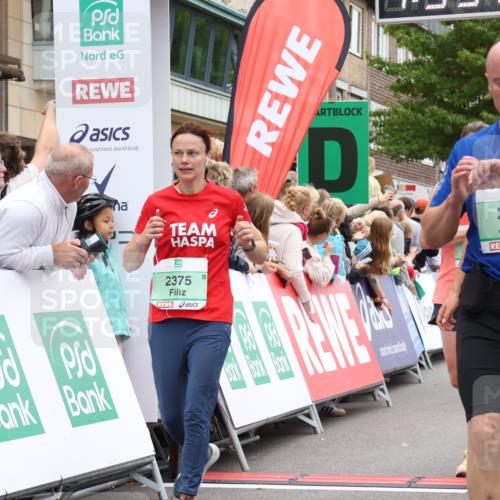 21.09.2025 - PSD Bank Halbmarathon Strokosch-Dieckow http://msf.ph/oto/8919671 21.09.2025 11:52:31 Ziel 1506, 1600, 2327, 2356, 2375, 2492, 2512, 2654, 2835, 2917, 4001 meine-sportfotos.de
