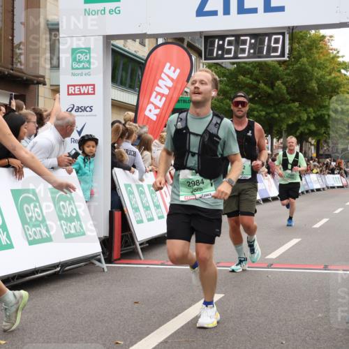 21.09.2025 - PSD Bank Halbmarathon Strokosch-Dieckow http://msf.ph/oto/8919720 21.09.2025 11:52:42 Ziel 2167, 2237, 2392, 2984, 4001, 4053 meine-sportfotos.de