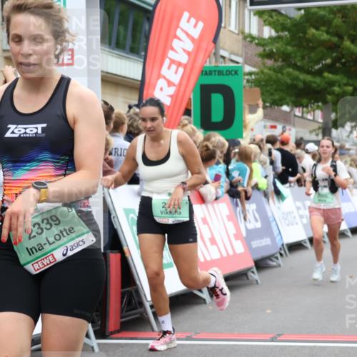 21.09.2025 - PSD Bank Halbmarathon Strokosch-Dieckow http://msf.ph/oto/8919761 21.09.2025 11:53:02 Ziel 1102, 1298, 2228, 2301, 2305, 2339 meine-sportfotos.de