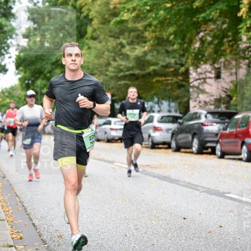 21.09.2025 - PSD Bank Halbmarathon Dr. Thomas Lammeyer http://msf.ph/oto/8919820 21.09.2025 10:38:21 Laufen 228 meine-sportfotos.de