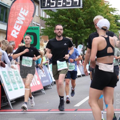 21.09.2025 - PSD Bank Halbmarathon Strokosch-Dieckow http://msf.ph/oto/8919822 21.09.2025 11:53:18 Ziel 1297, 2219, 2254, 2374, 2404, 2427, 2459, 2515, 2757, 2813, 2861, 3967 meine-sportfotos.de