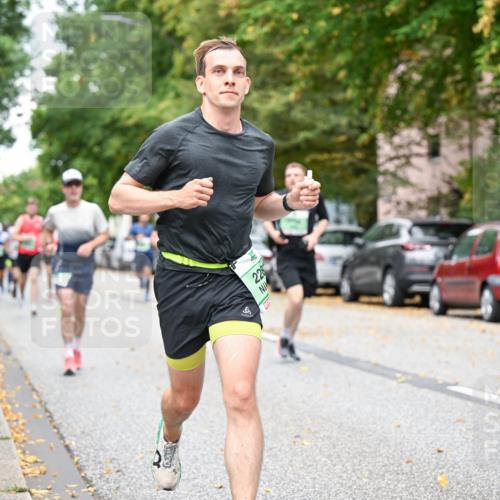 21.09.2025 - PSD Bank Halbmarathon Dr. Thomas Lammeyer http://msf.ph/oto/8919824 21.09.2025 10:38:22 Laufen 228 meine-sportfotos.de