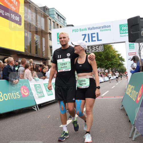 21.09.2025 - PSD Bank Halbmarathon Strokosch-Dieckow http://msf.ph/oto/8919838 21.09.2025 11:53:21 Ziel 1079, 1297, 2219, 2254, 2374, 2427, 2459, 2515, 2757, 2813, 2861 meine-sportfotos.de